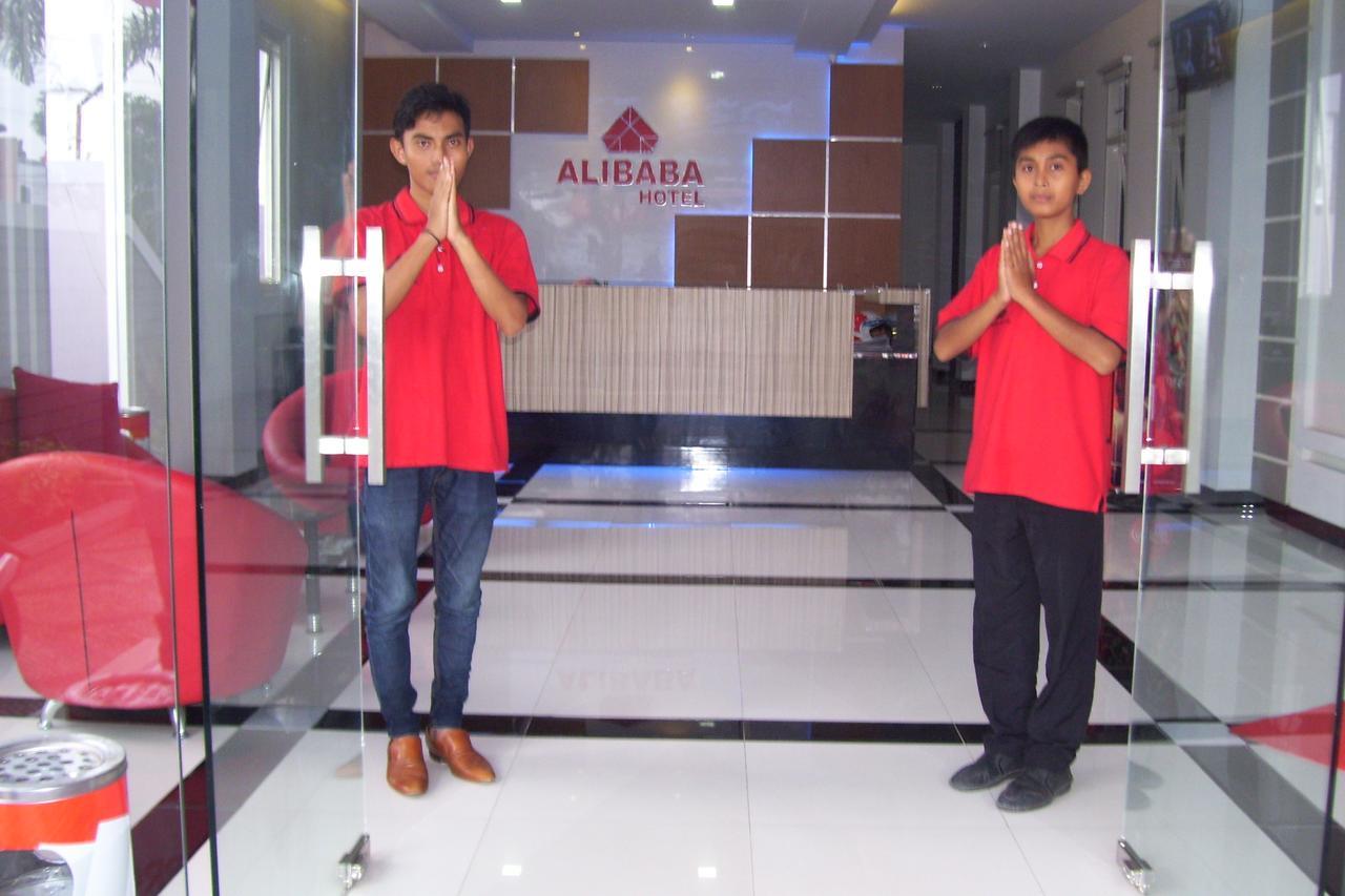 Alibaba Hotel Pangkalanbuun Extérieur photo